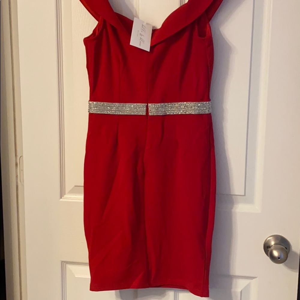 Never worn - Picture 2 of 3